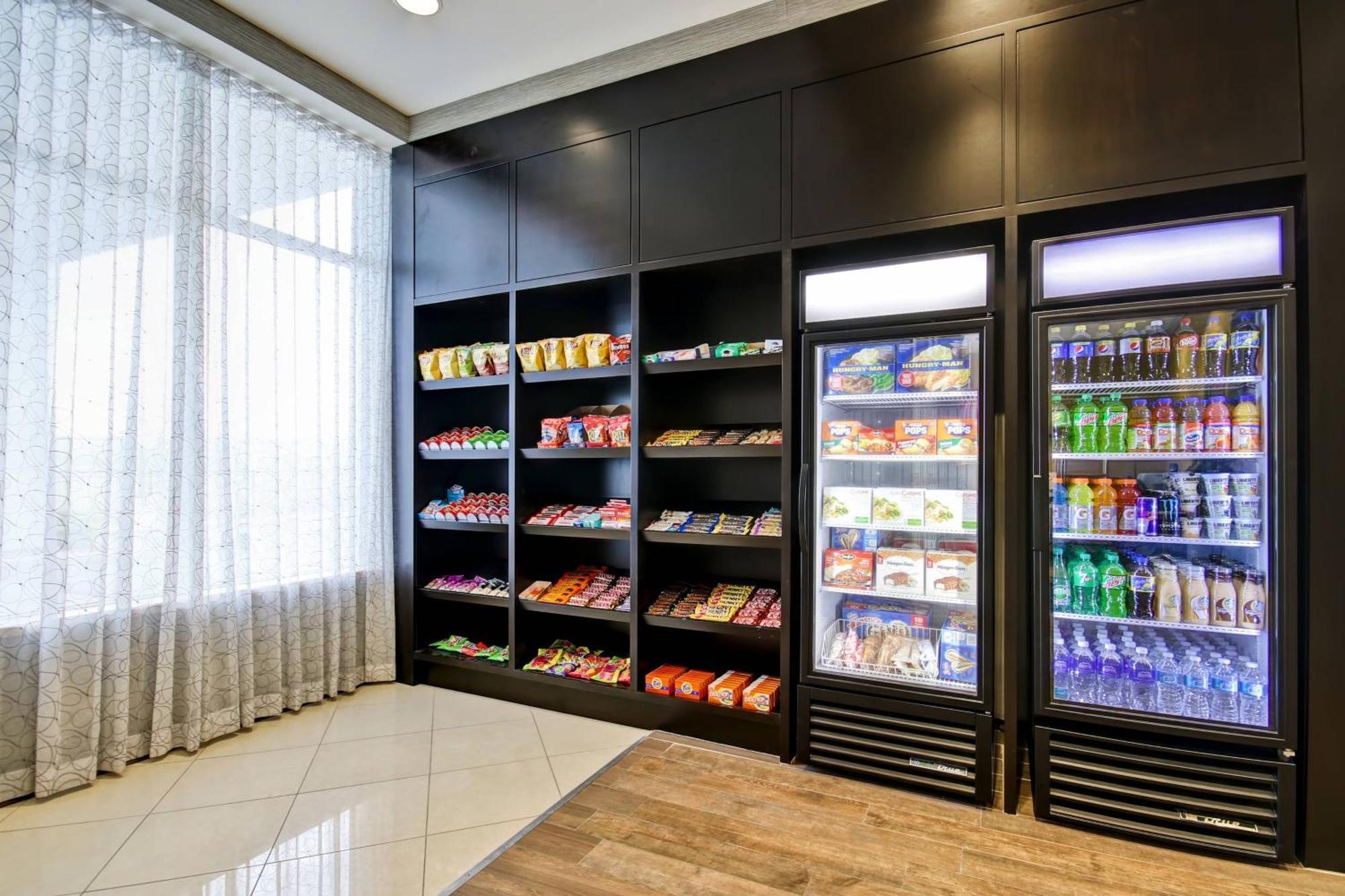 Fairfield Inn & Suites By Marriott Guelph Bagian luar foto