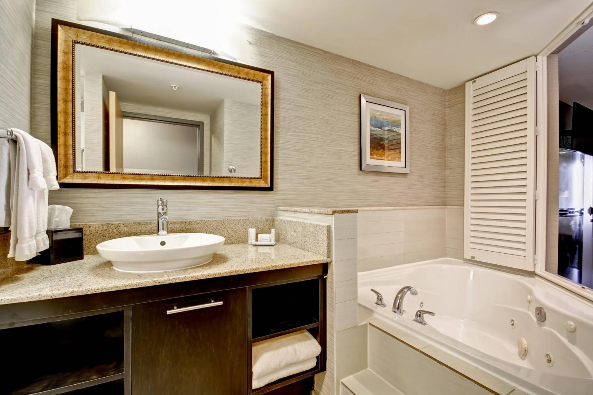 Fairfield Inn & Suites By Marriott Guelph Bagian luar foto