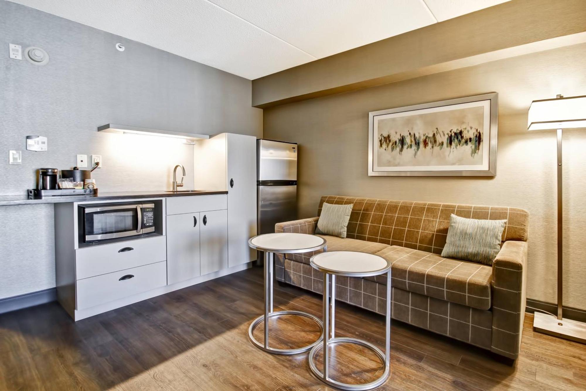 Fairfield Inn & Suites By Marriott Guelph Bagian luar foto
