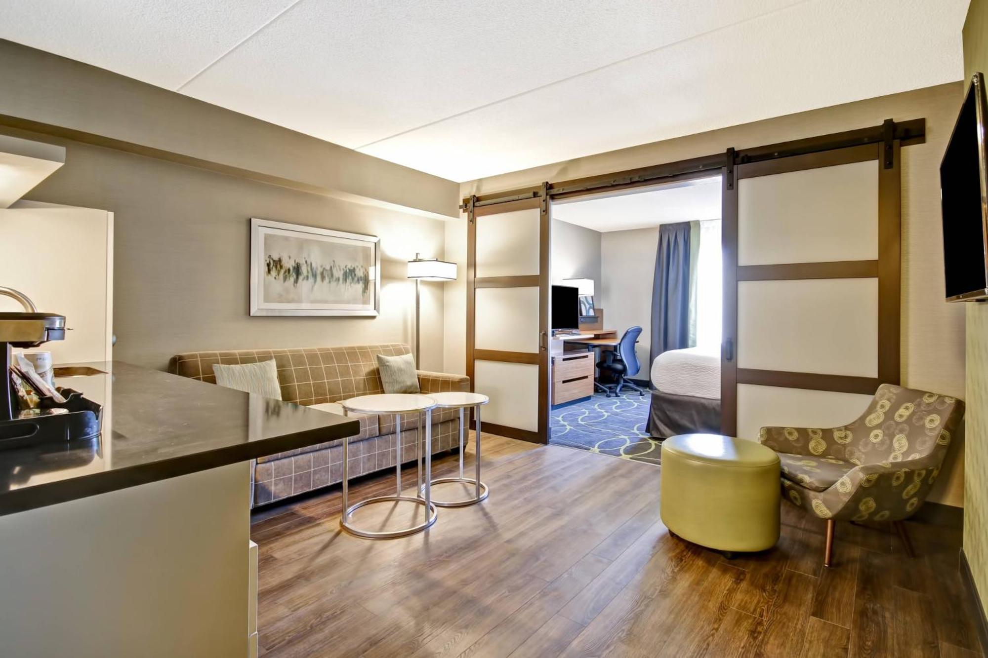 Fairfield Inn & Suites By Marriott Guelph Bagian luar foto