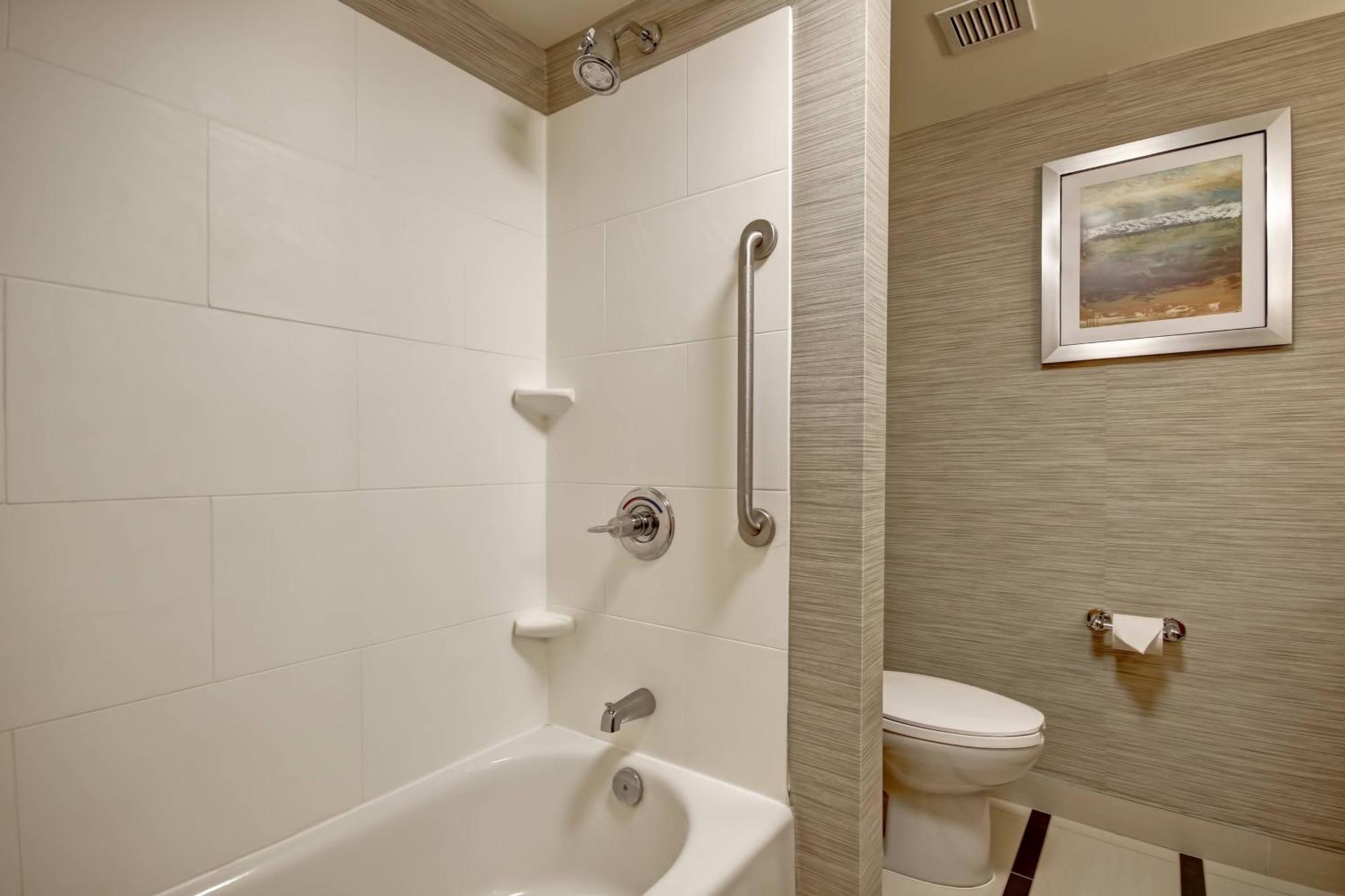 Fairfield Inn & Suites By Marriott Guelph Bagian luar foto