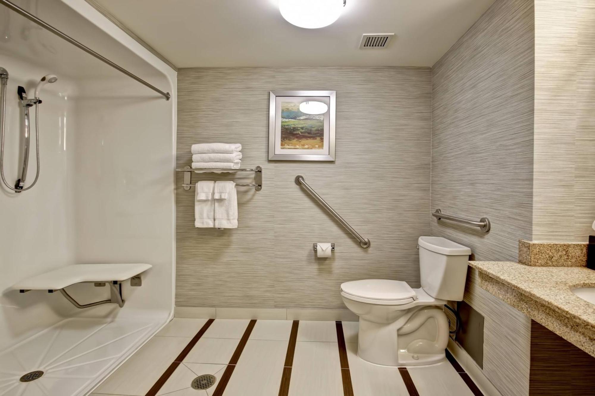 Fairfield Inn & Suites By Marriott Guelph Bagian luar foto