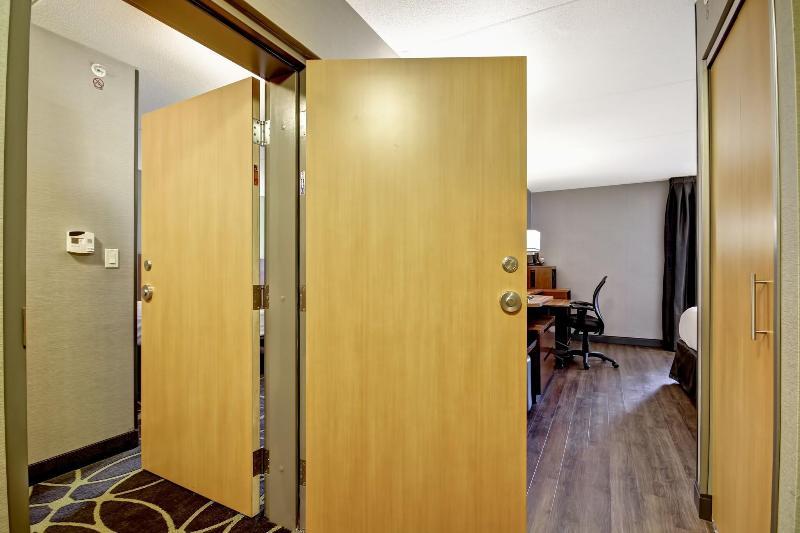 Fairfield Inn & Suites By Marriott Guelph Bagian luar foto