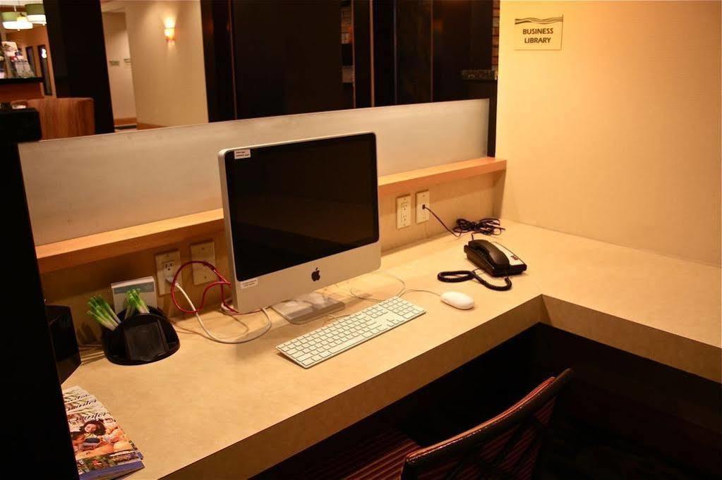 Fairfield Inn & Suites By Marriott Guelph Bagian luar foto