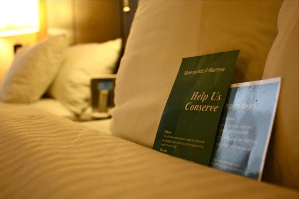 Fairfield Inn & Suites By Marriott Guelph Bagian luar foto